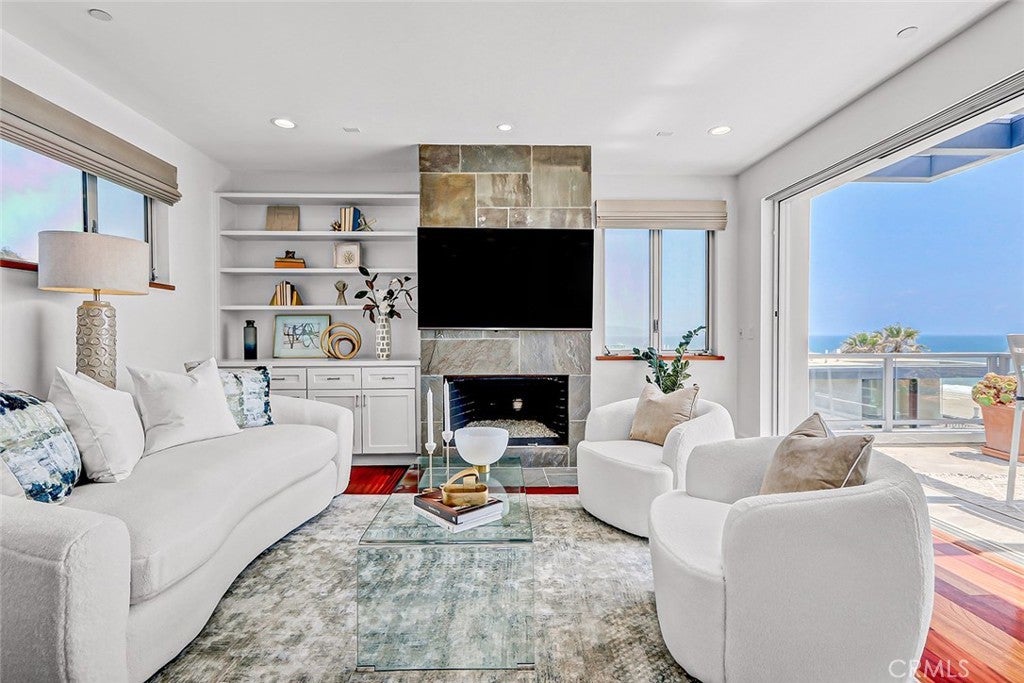 2909 Highland Avenue, Manhattan Beach, 